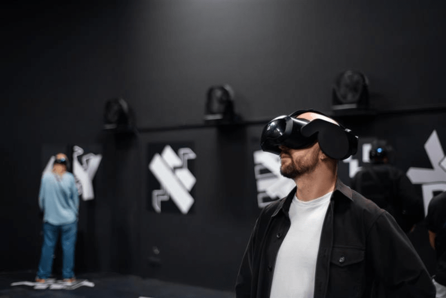 VR